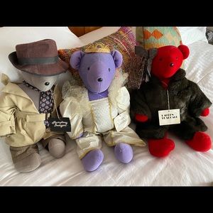 Lauren Bearcall Queen Elizabear Humphrey Beargart